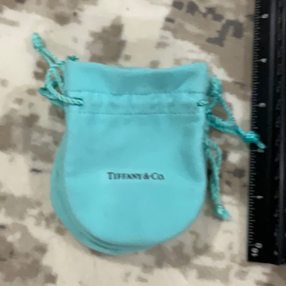 Authentic Tiffany & Co. Jewelry pouch - Picture 2 of 8